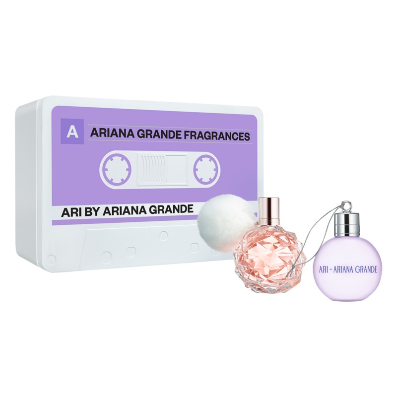 Ariana Grande Ari Eau de Parfum Spray 30ml Gift Set