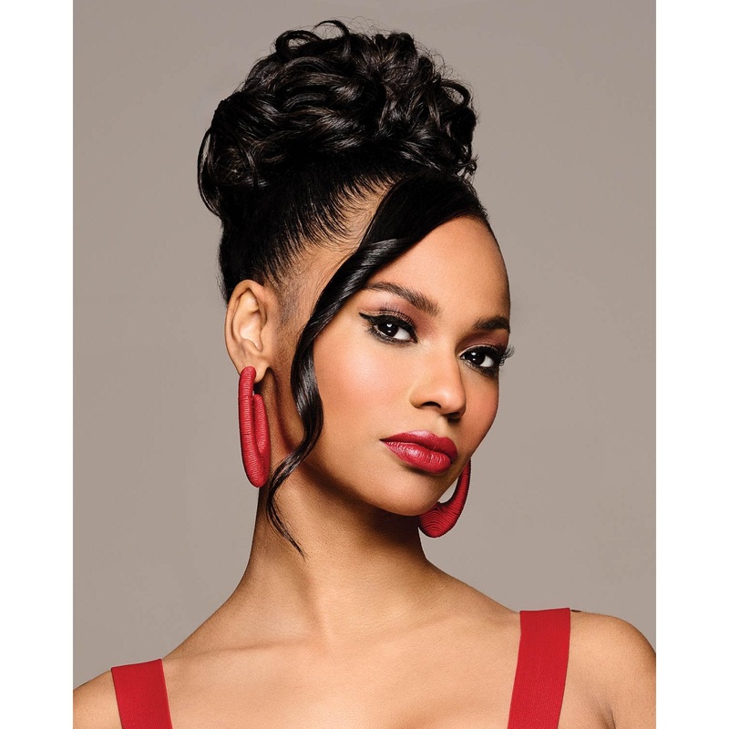 Clip It Classy Hairpiece by Kim Kimble